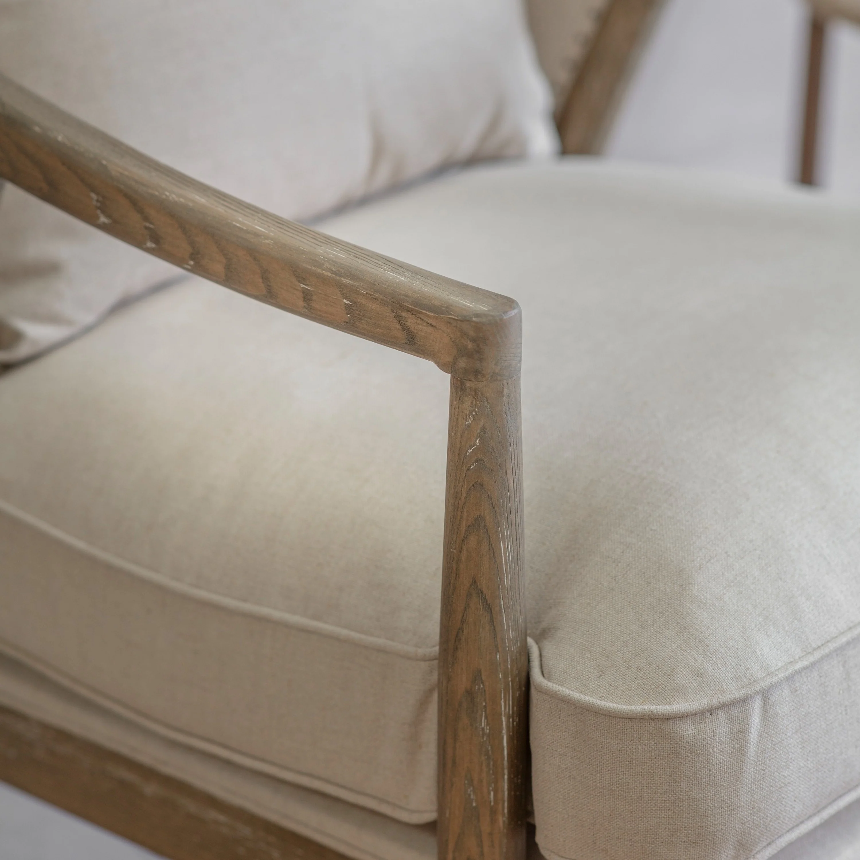 St James Armchair - Image 3